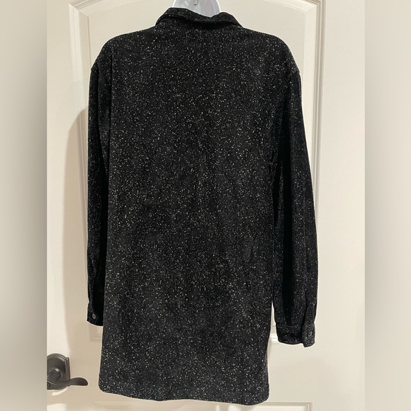 Capacity button down shirt - Picture 4 of 5